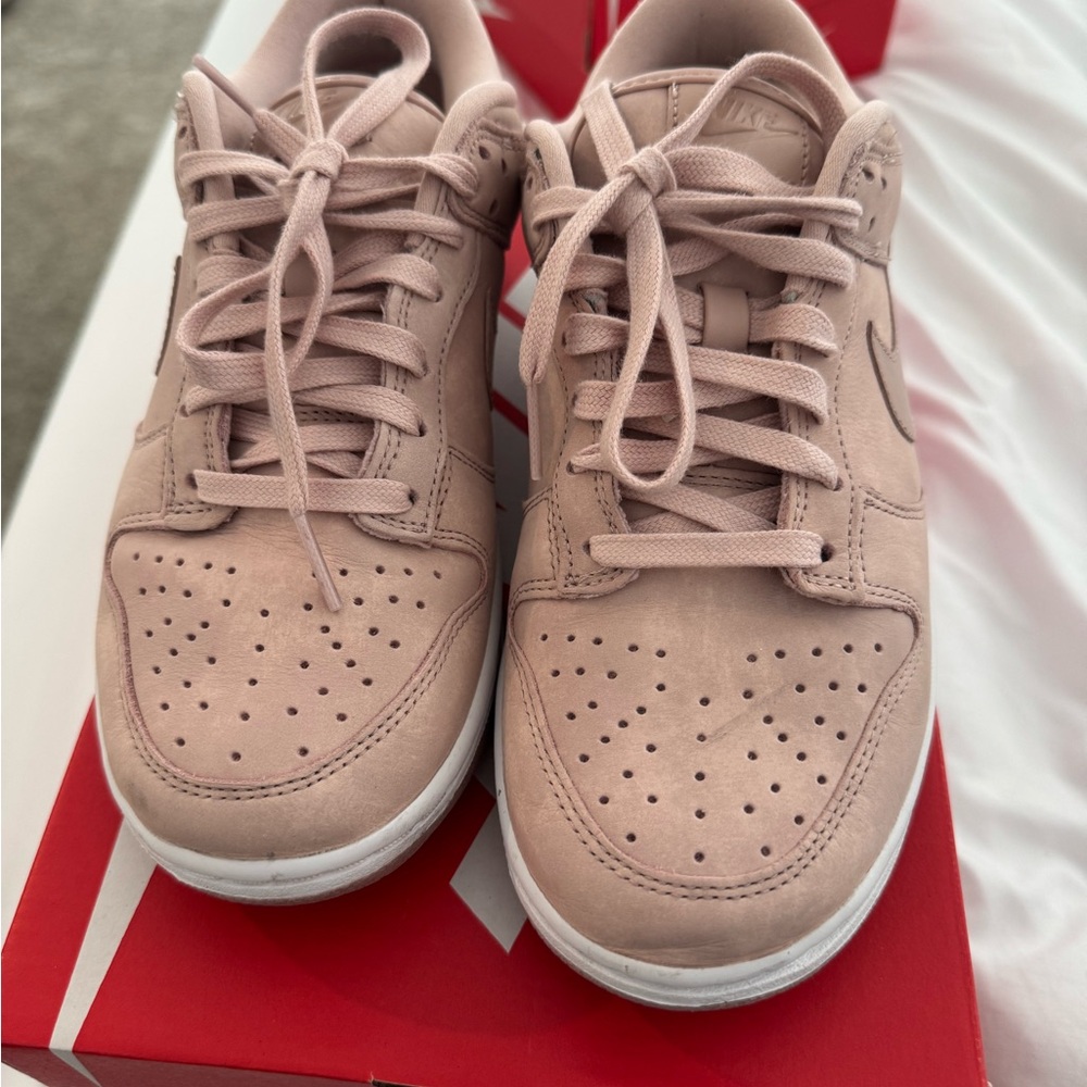 Nike Blush Pink Athletic Shoes